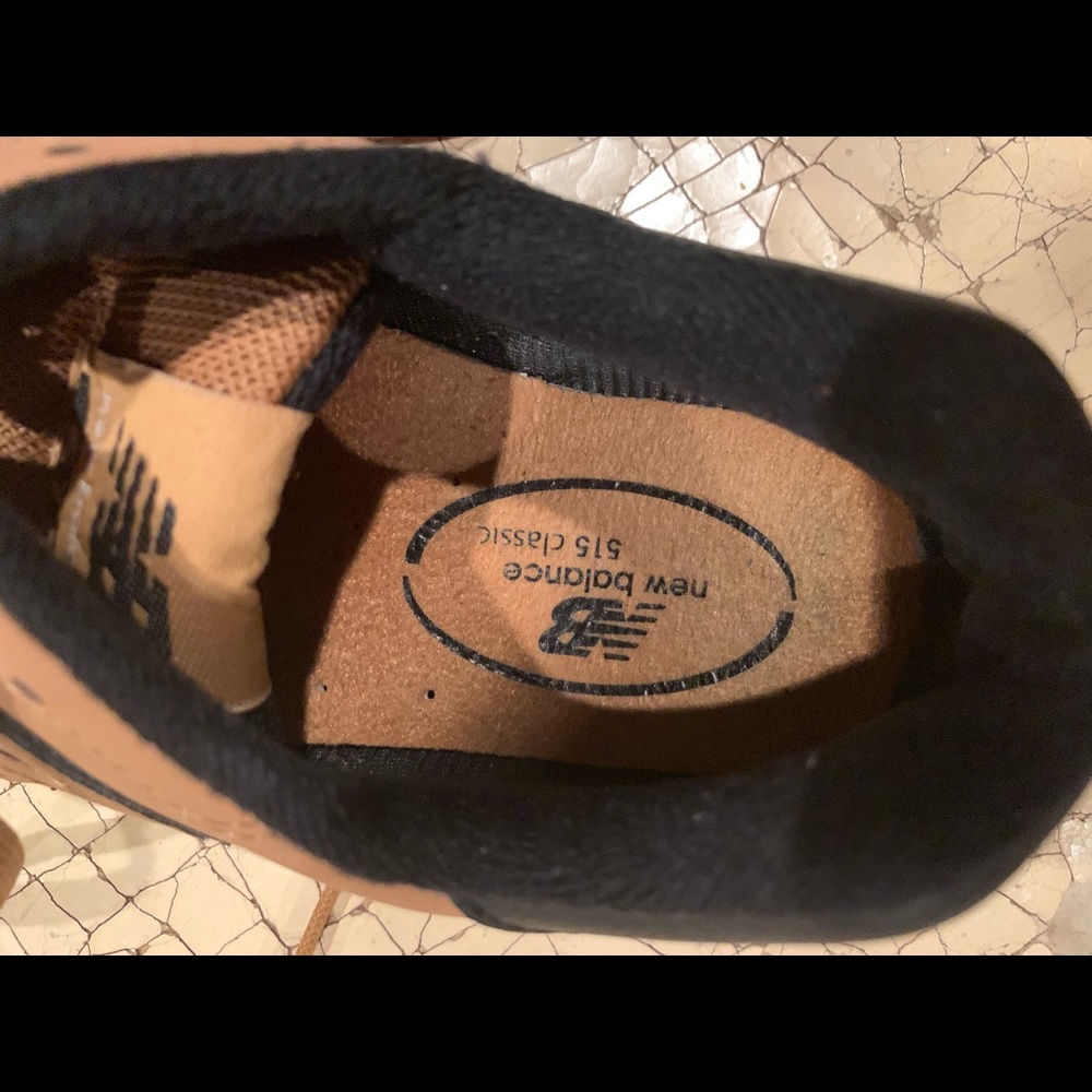 New Balance - Picture 4 of 5